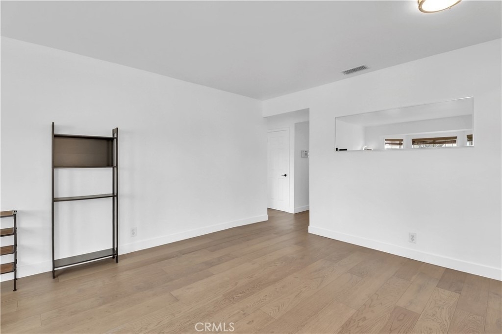 6541 W 84th Place - Photo 4