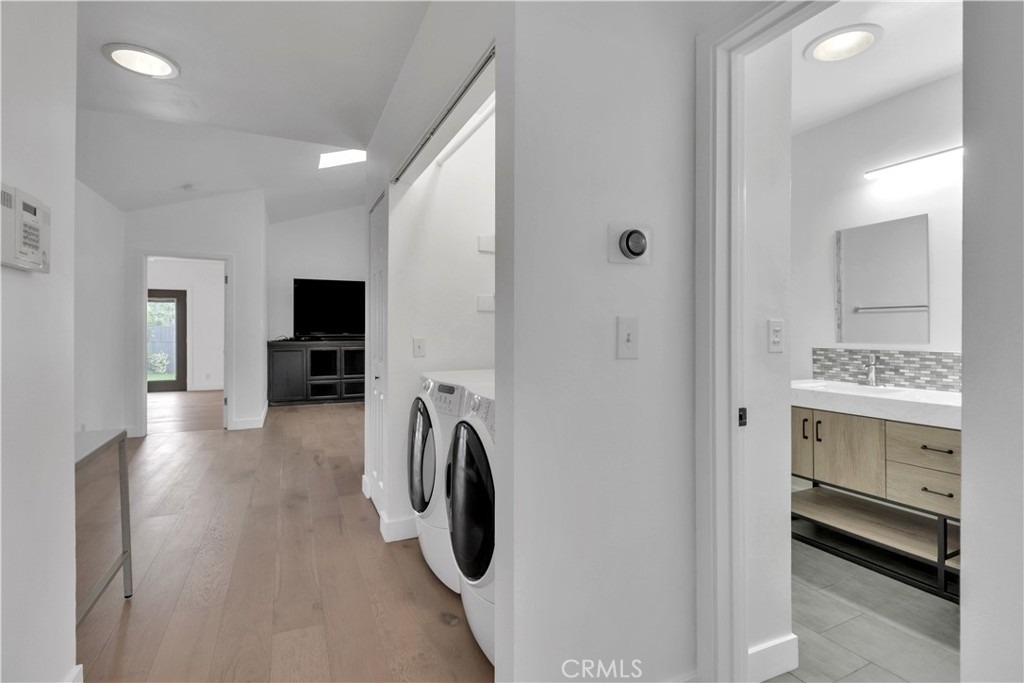 6541 W 84th Place - Photo 26