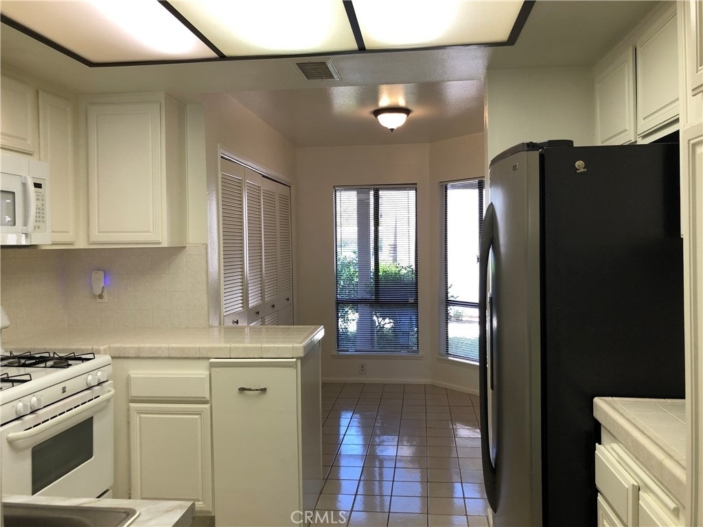 25951 Orbita - Photo 10