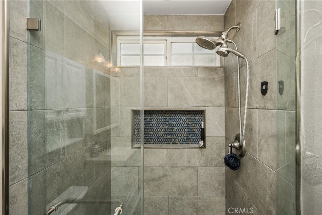 664 Olive Avenue - Photo 27