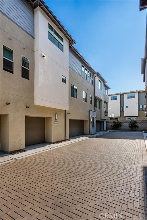 1590 E Hermosa - Photo 3