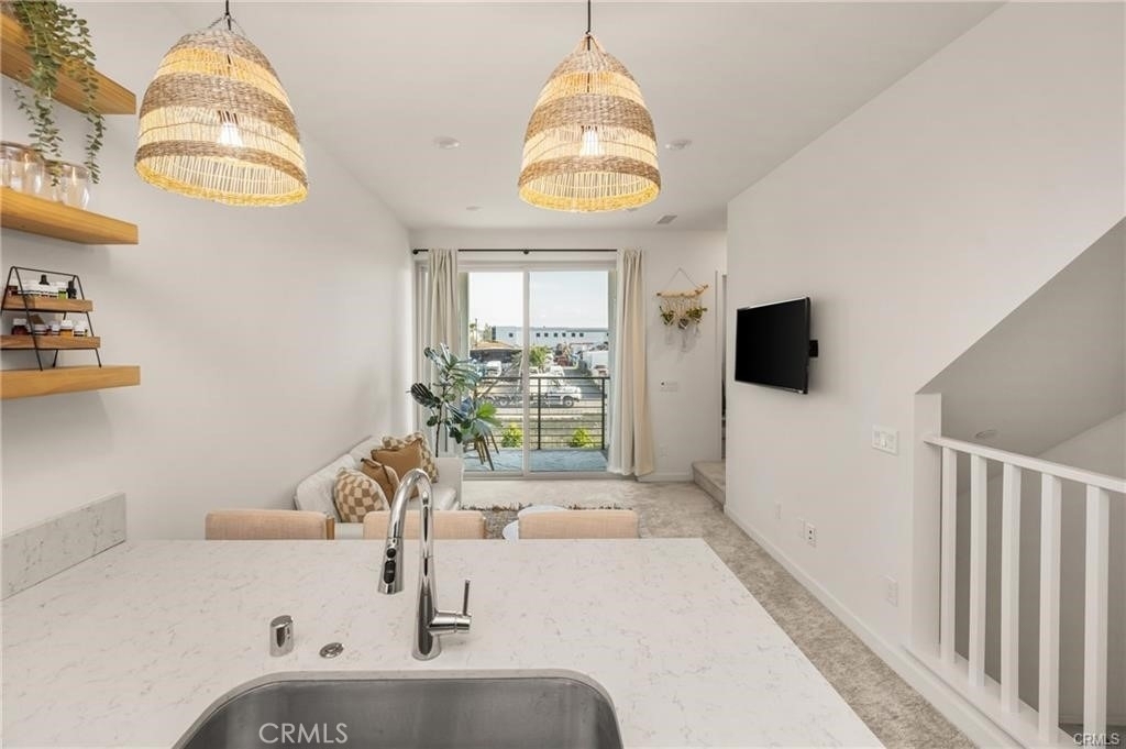1590 E Hermosa - Photo 7