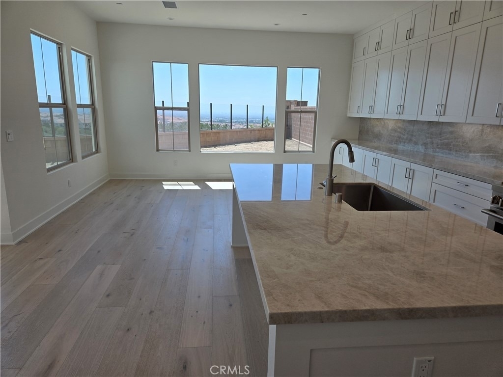 211 Maricopa - Photo 4