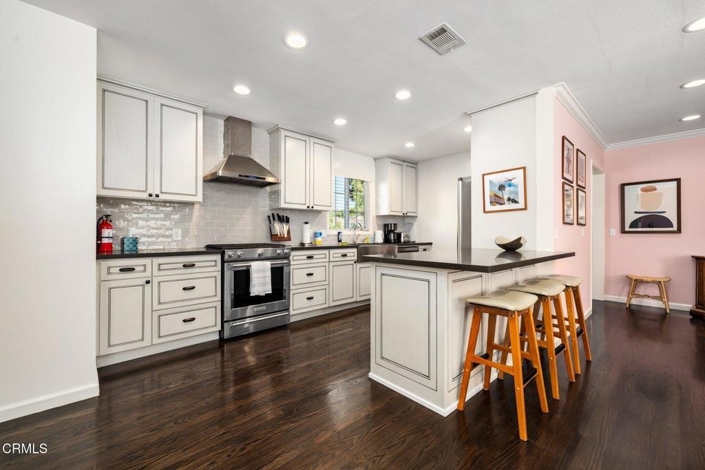 378 Grand Avenue - Photo 6