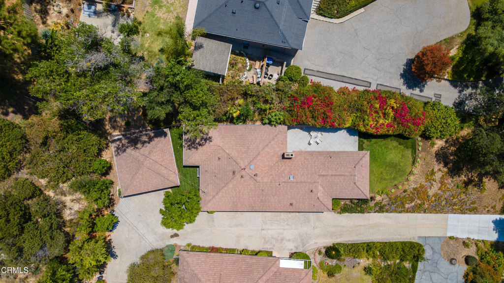 555 Paulette Place - Photo 38