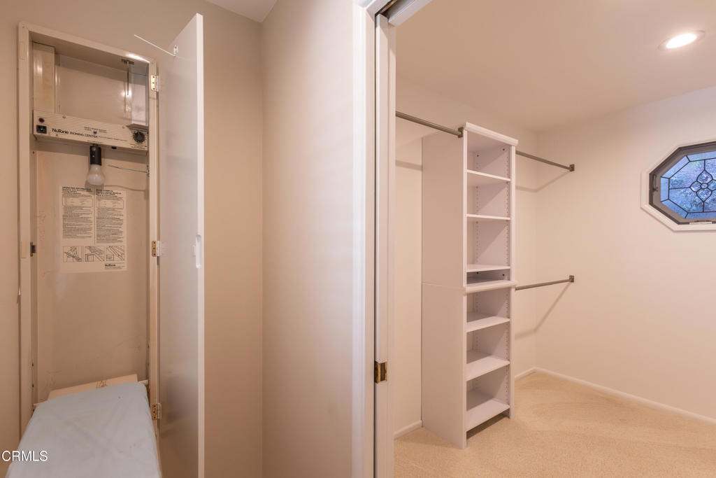 555 Paulette Place - Photo 16