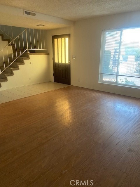 3661 Pine Street - Photo 4