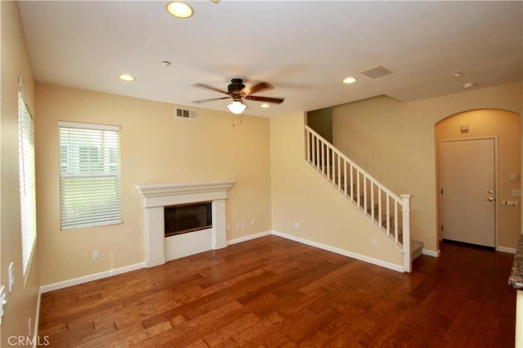 143 Topaz - Photo 2