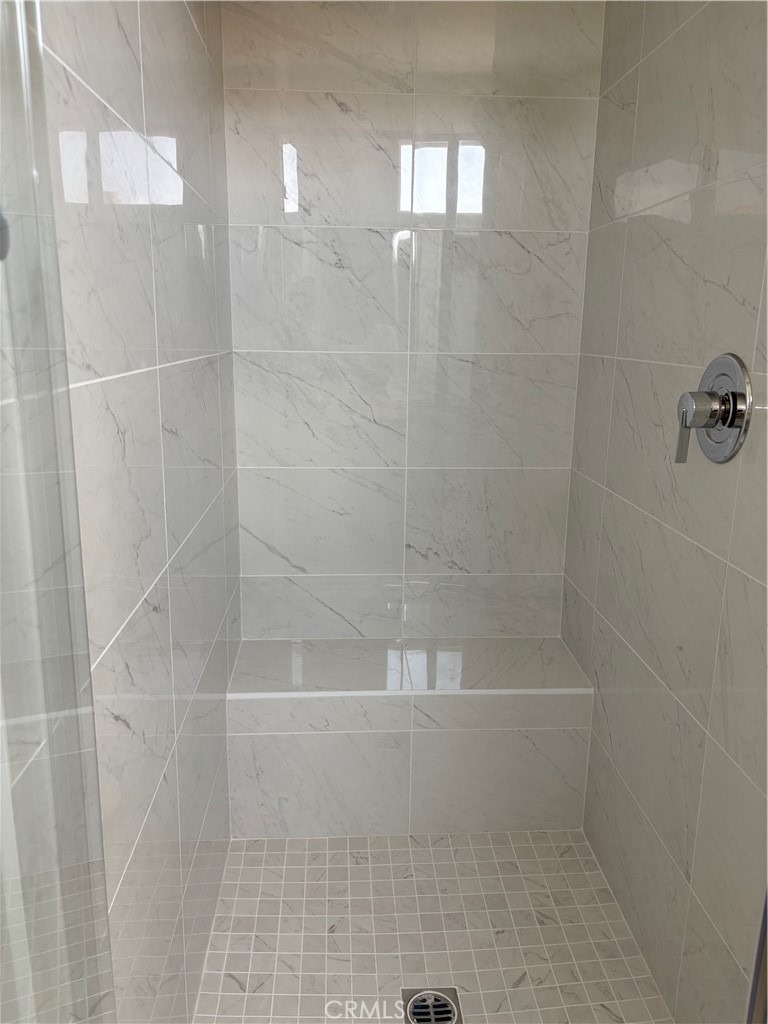 7268 Ellington Dr - Photo 18