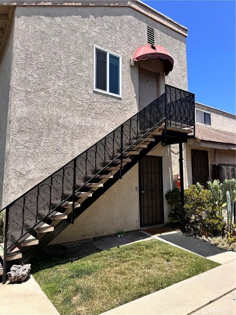 2517 Florida - Photo 0