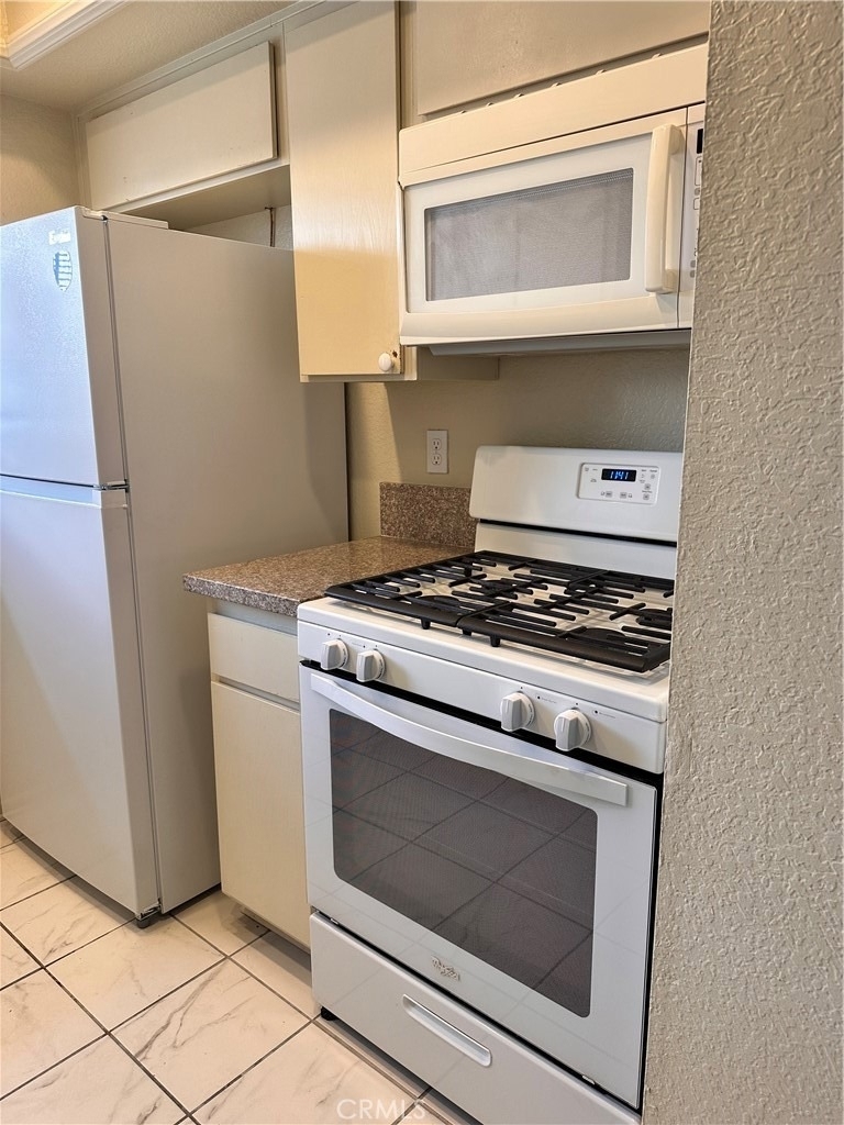 2517 Florida - Photo 6