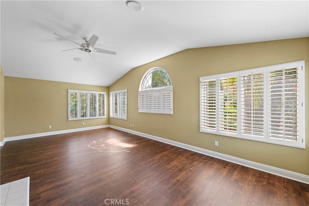 26841 Devonshire Road - Photo 16
