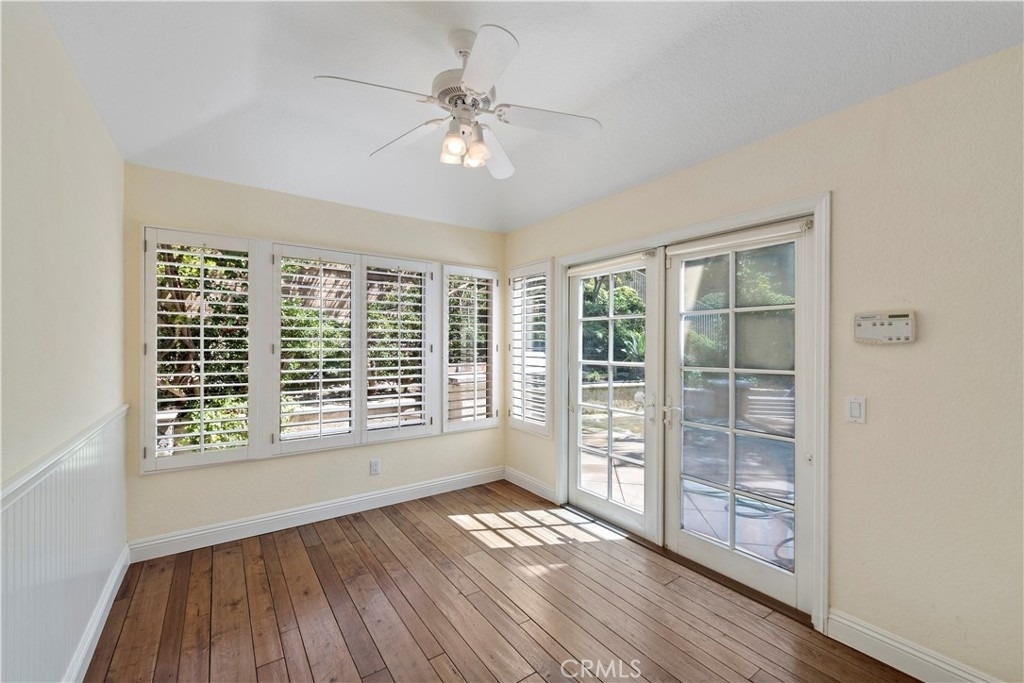 26841 Devonshire Road - Photo 11