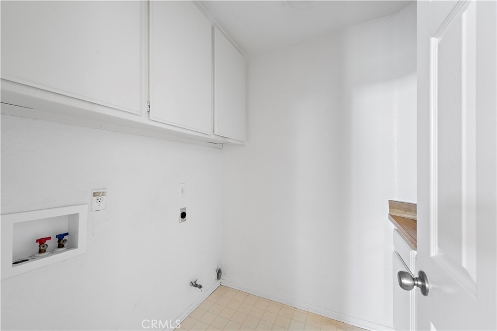 26841 Devonshire Road - Photo 14