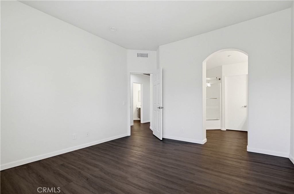 24 Heritage - Photo 28