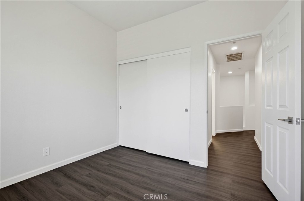 24 Heritage - Photo 36