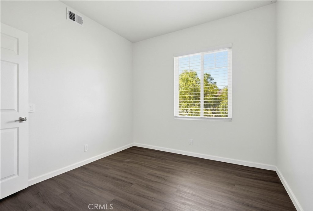 24 Heritage - Photo 37