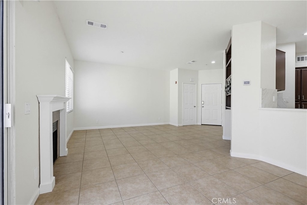 24 Heritage - Photo 14