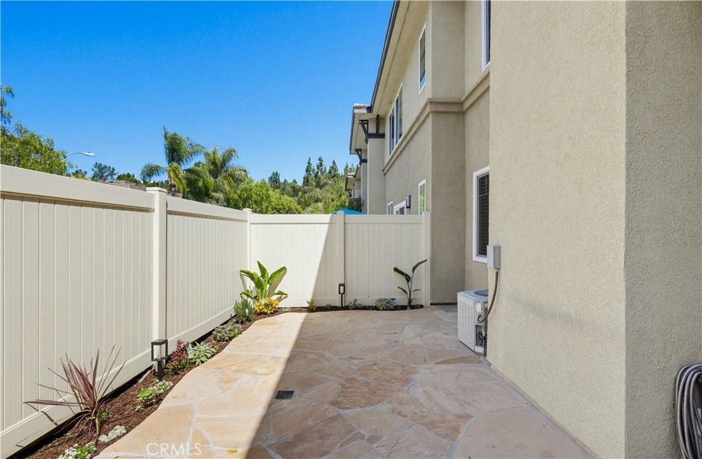 24 Heritage - Photo 48