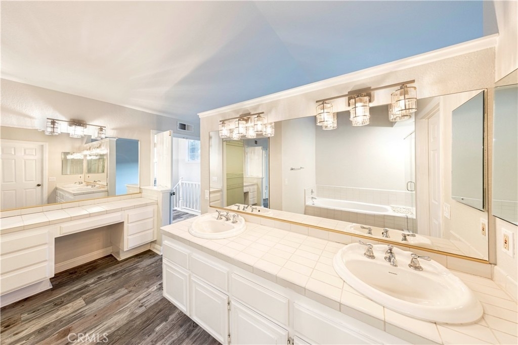 24011 Catamaran Way - Photo 17