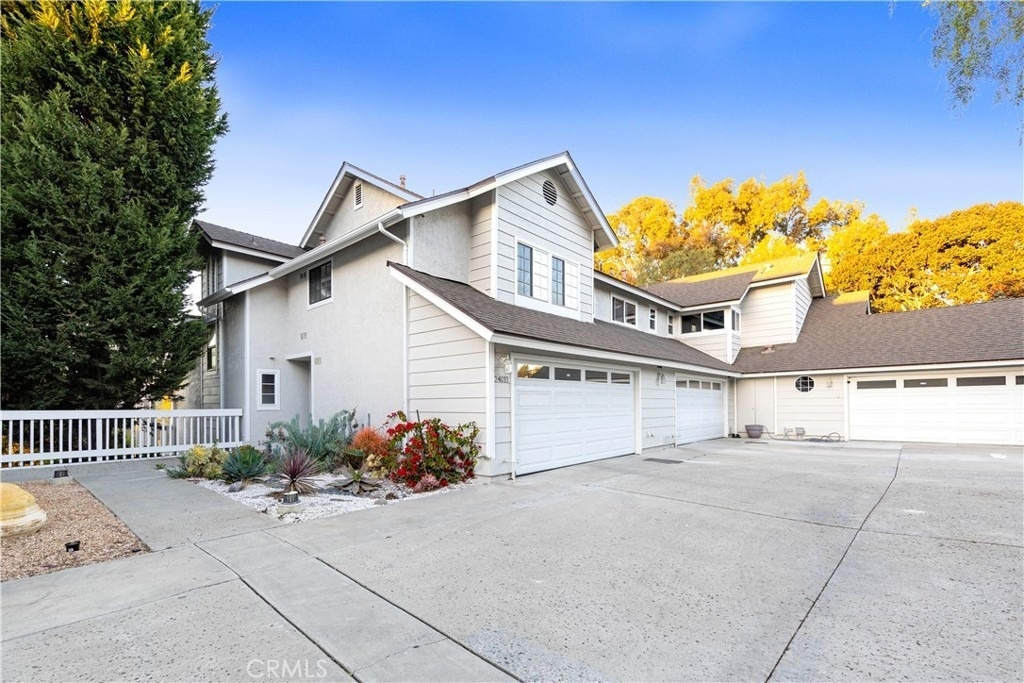 24011 Catamaran Way - Photo 1