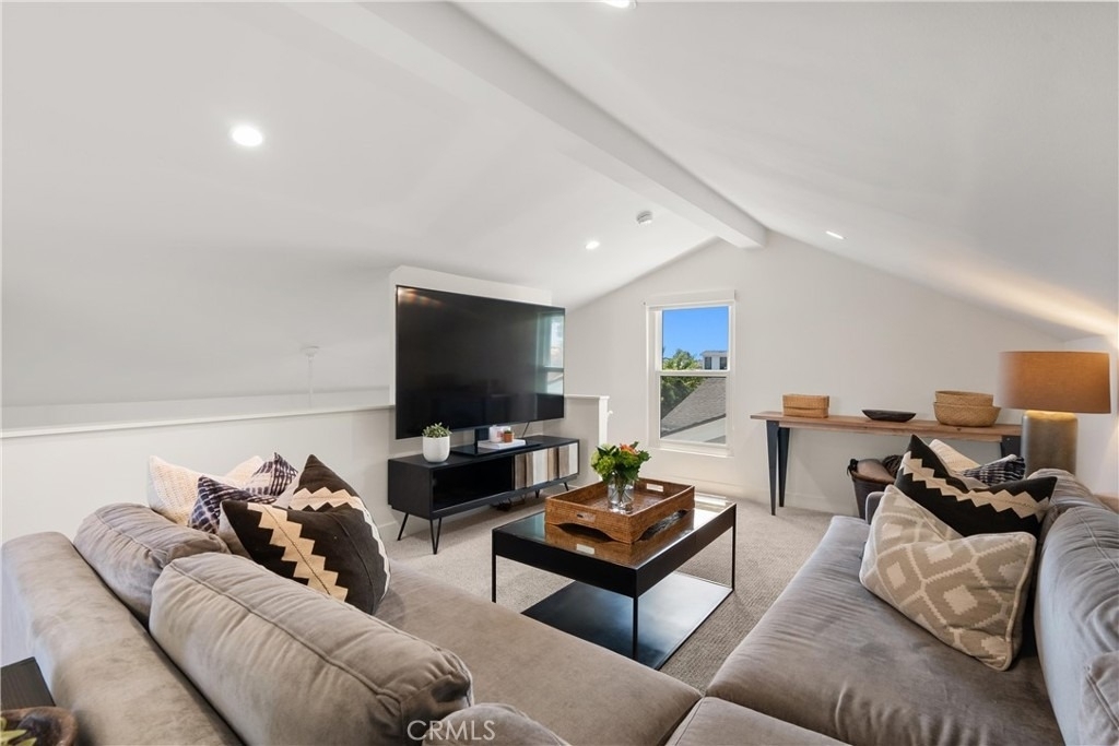 617 1/2 Acacia Avenue - Photo 19