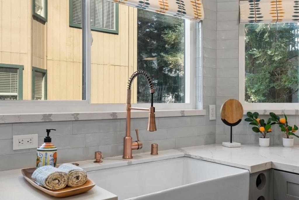 386 Union Avenue - Photo 10