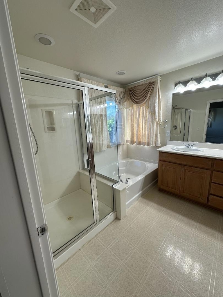 2065 Mckenzie Place - Photo 13