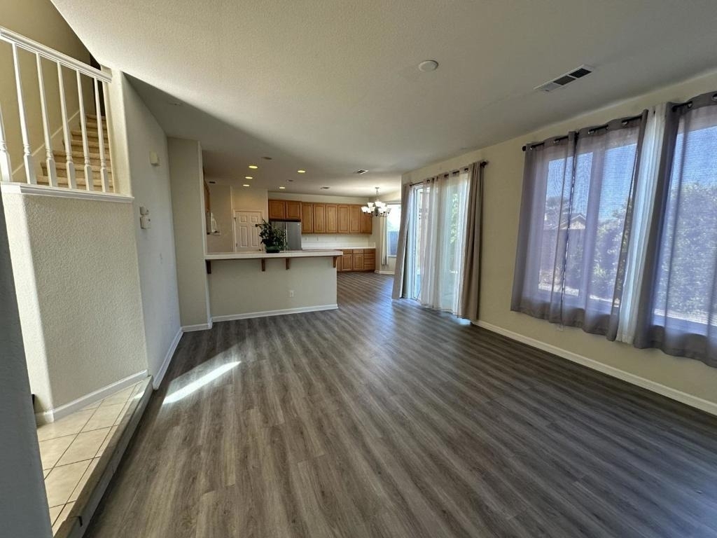 2065 Mckenzie Place - Photo 5