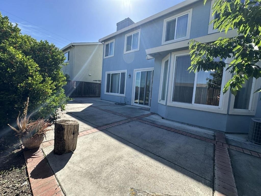 2065 Mckenzie Place - Photo 19