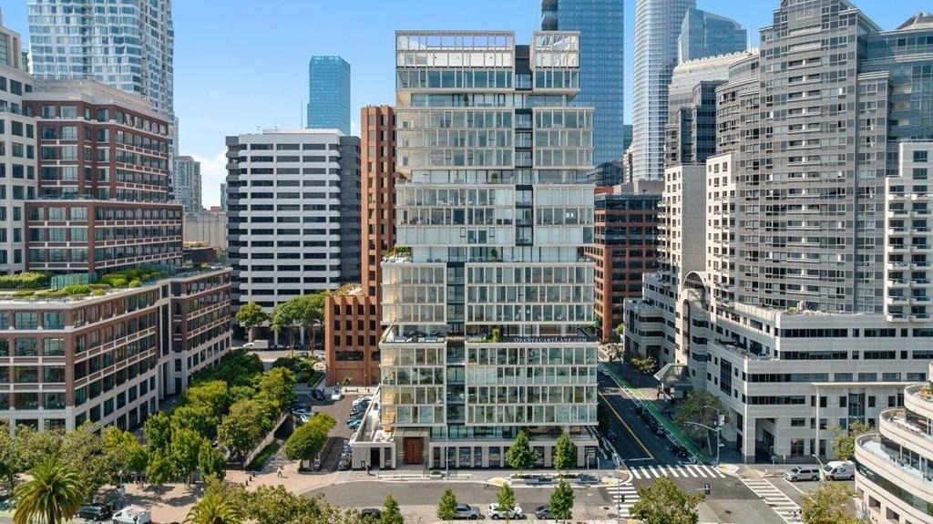 1 Steuart Lane - Photo 0