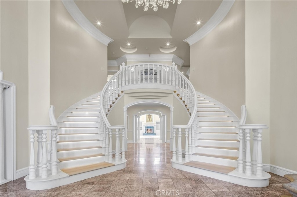 1410 S 10th Ave - Photo 10