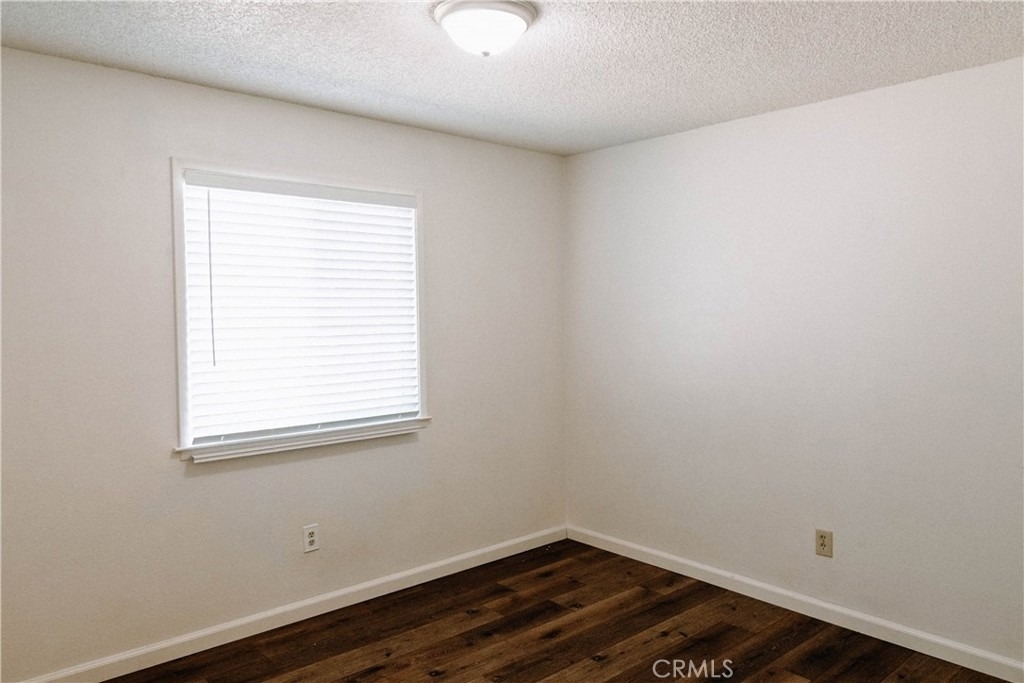 217 E I Street - Photo 9