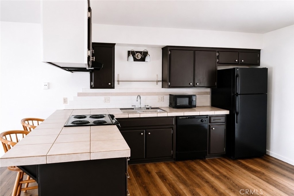 217 E I Street - Photo 5