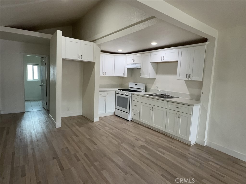 139 N Palm Avenue - Photo 6