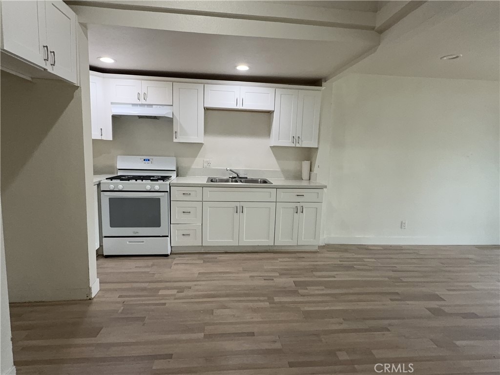 139 N Palm Avenue - Photo 7