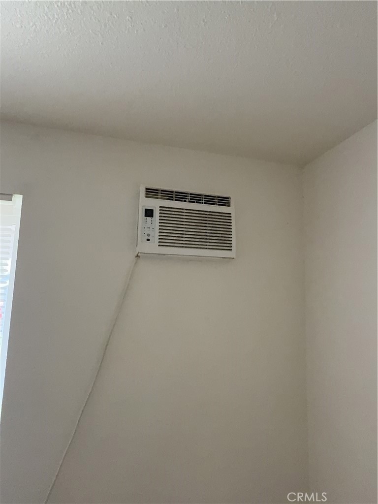 139 N Palm Avenue - Photo 5