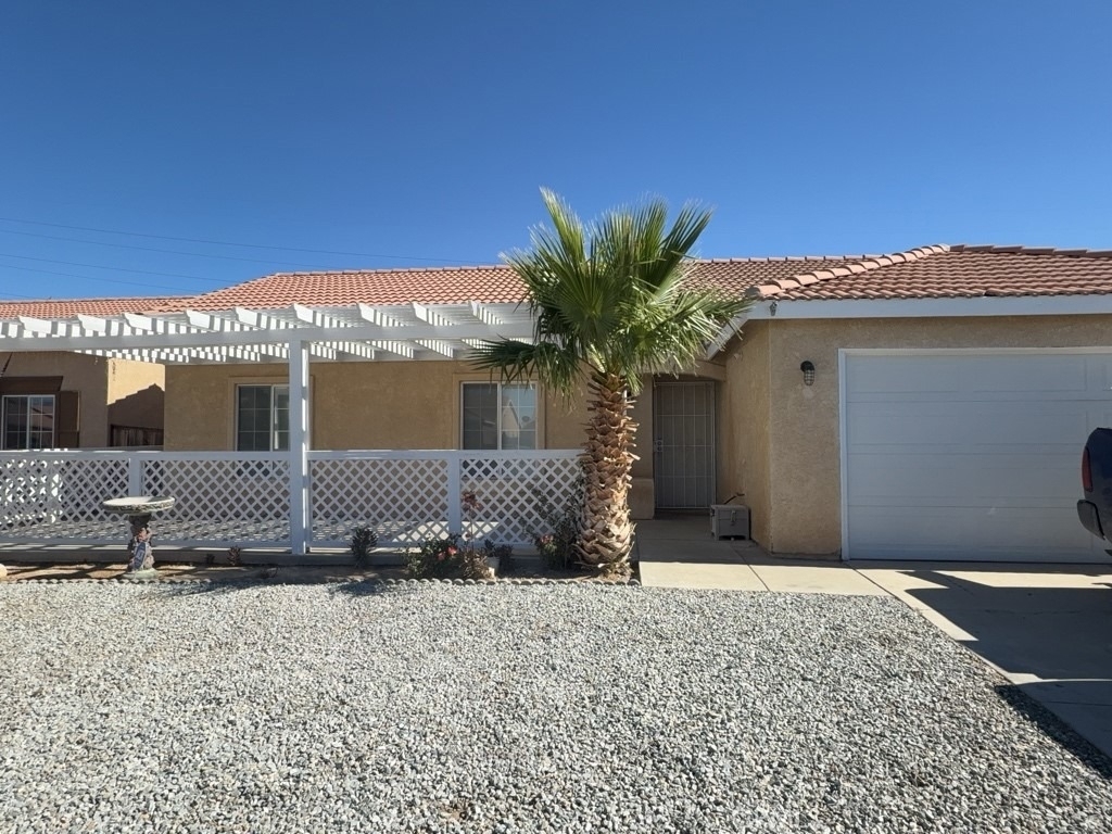 11028 Pemberton Way - Photo 0