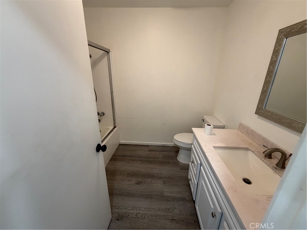 15050 Sherman Way - Photo 29