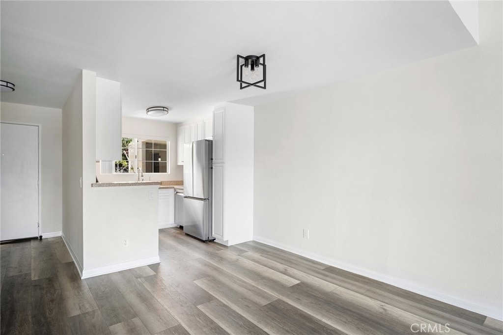5565 Canoga Avenue - Photo 12