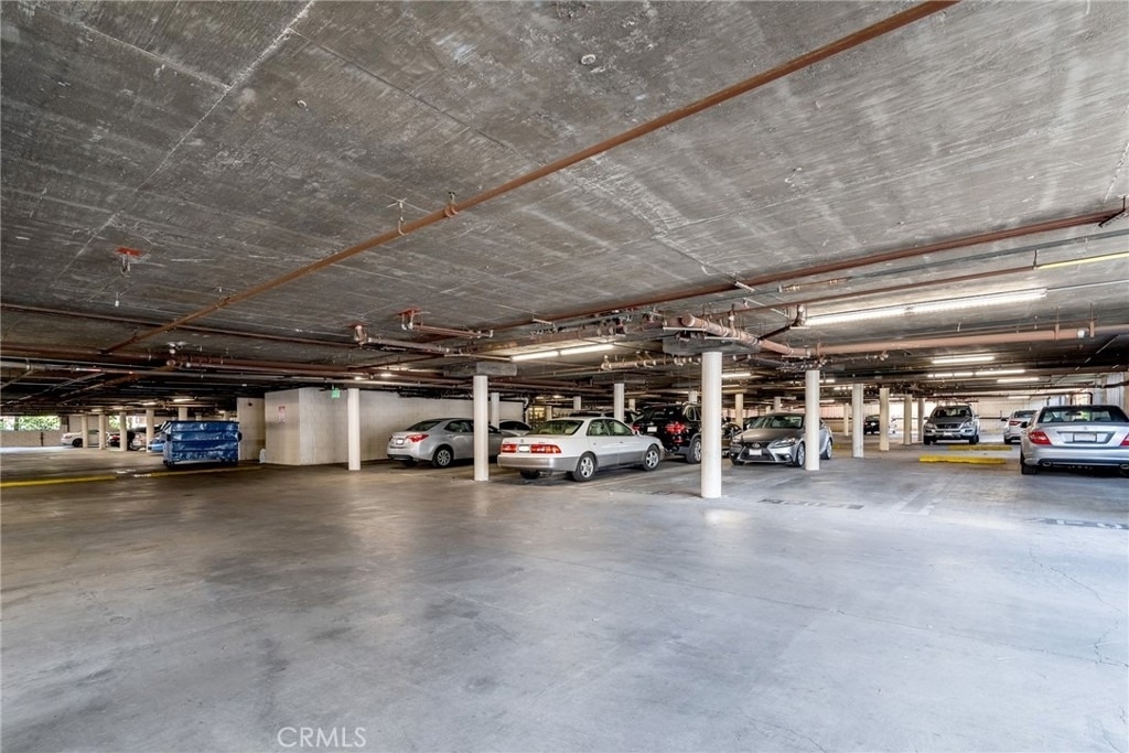5565 Canoga Avenue - Photo 33