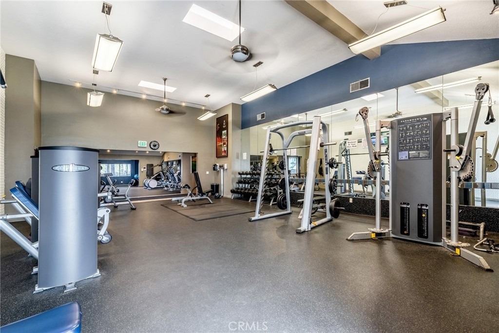 5565 Canoga Avenue - Photo 25