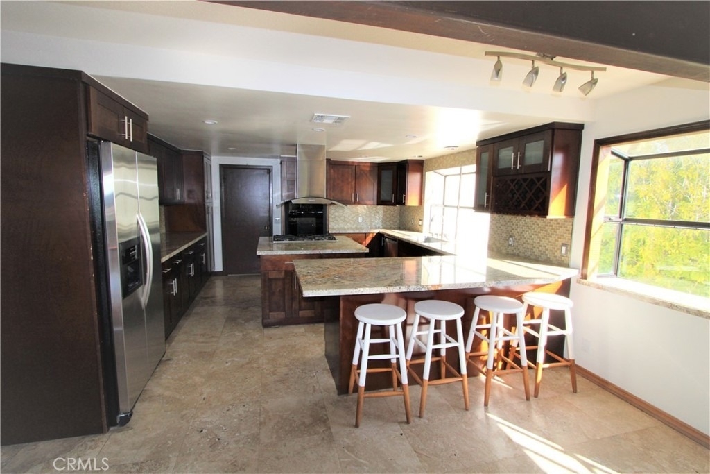 3694 Berwick Drive - Photo 2
