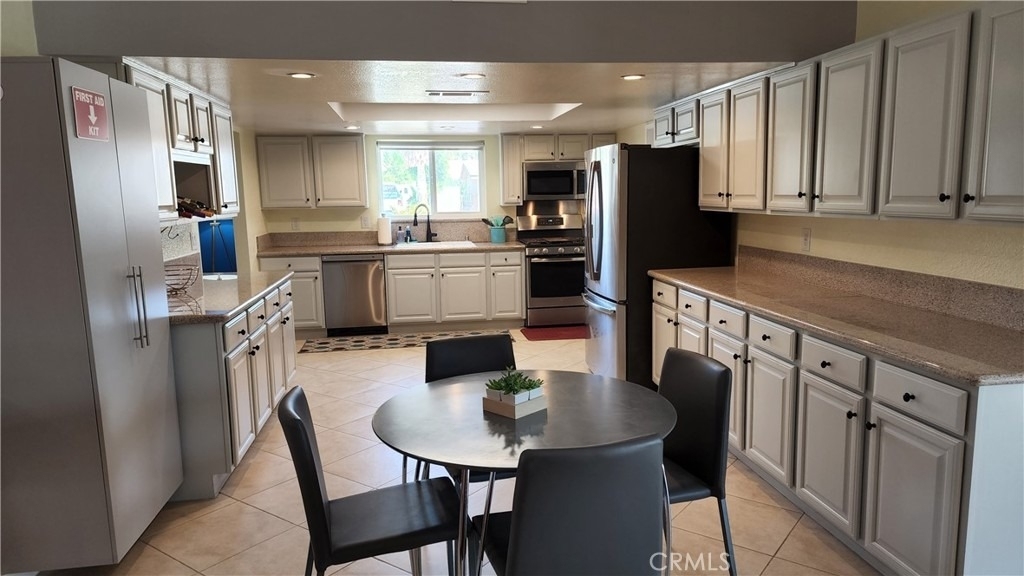 2098 N San Clemente Road - Photo 2