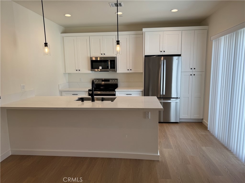 15236 Kingsbury Street - Photo 4