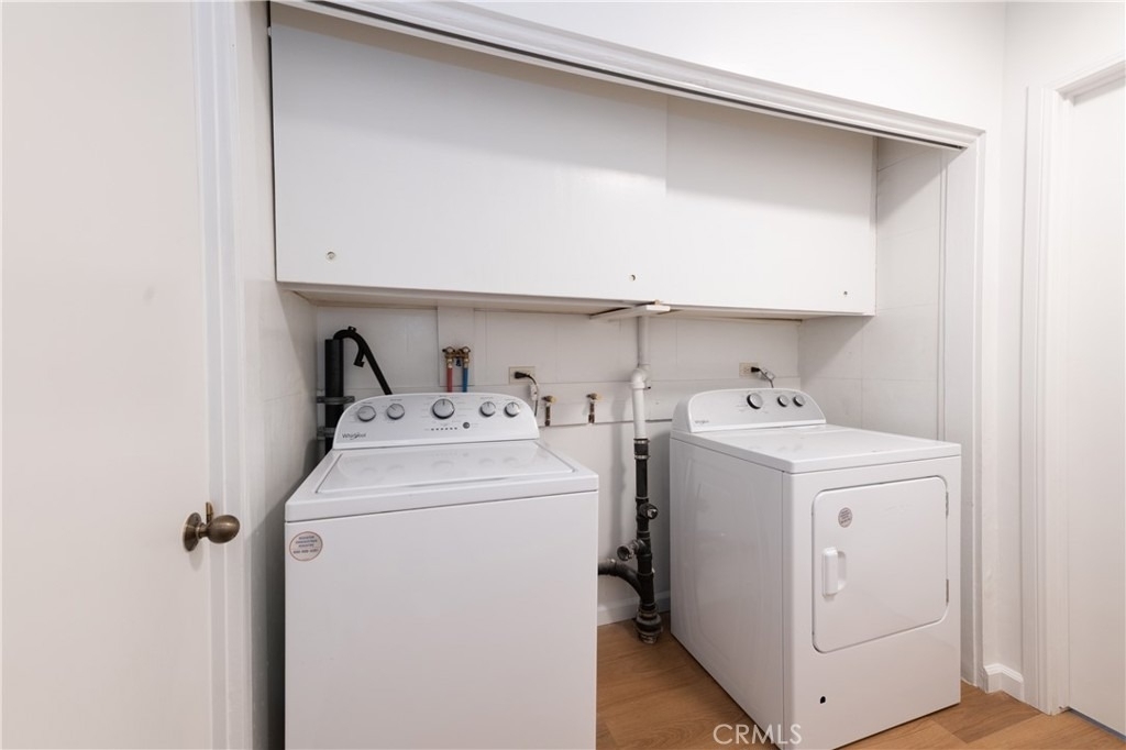 3757 York - Photo 20