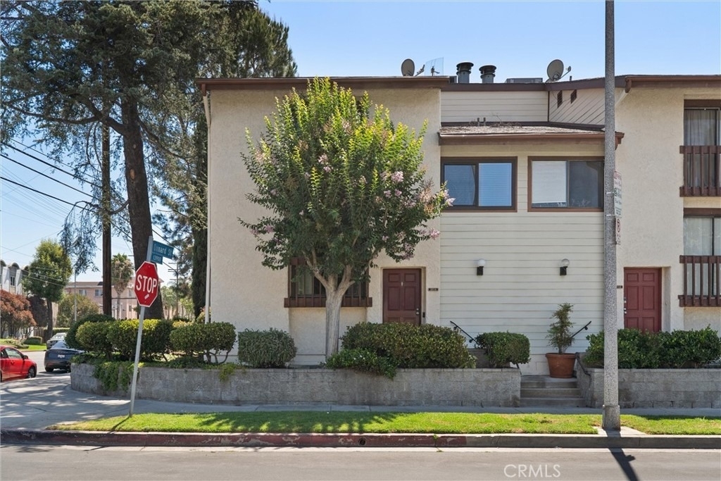 5974 Costello Avenue - Photo 0