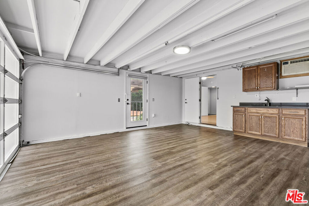 6742 Sunny Brae Avenue - Photo 42