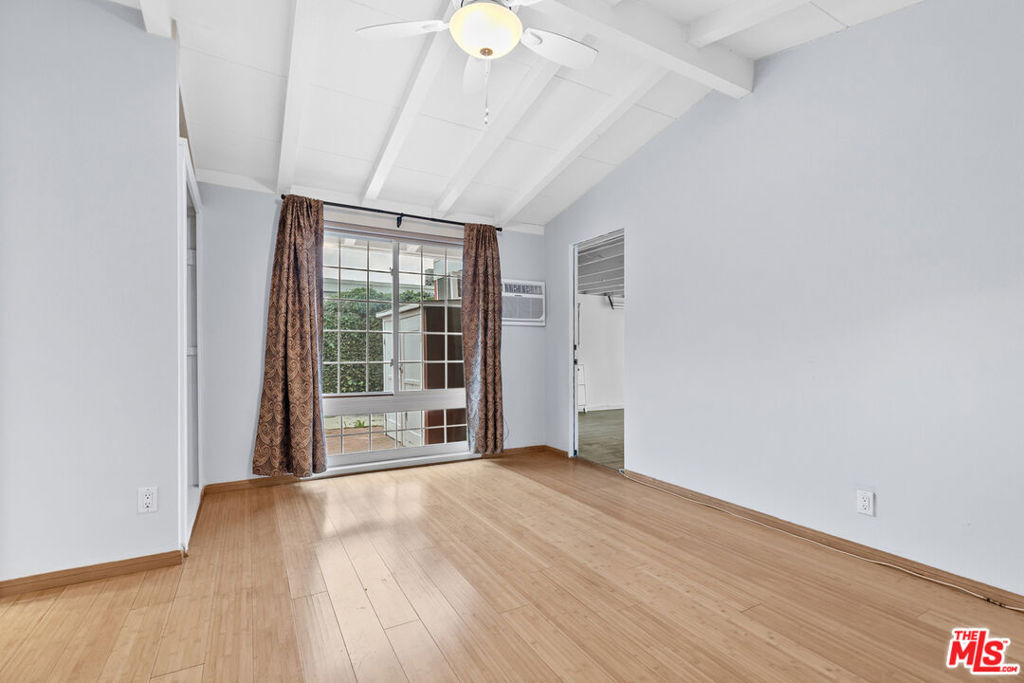 6742 Sunny Brae Avenue - Photo 34