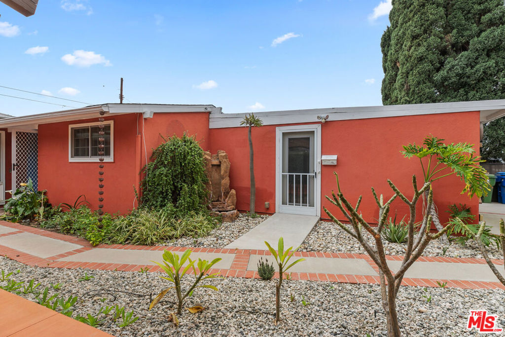 6742 Sunny Brae Avenue - Photo 40